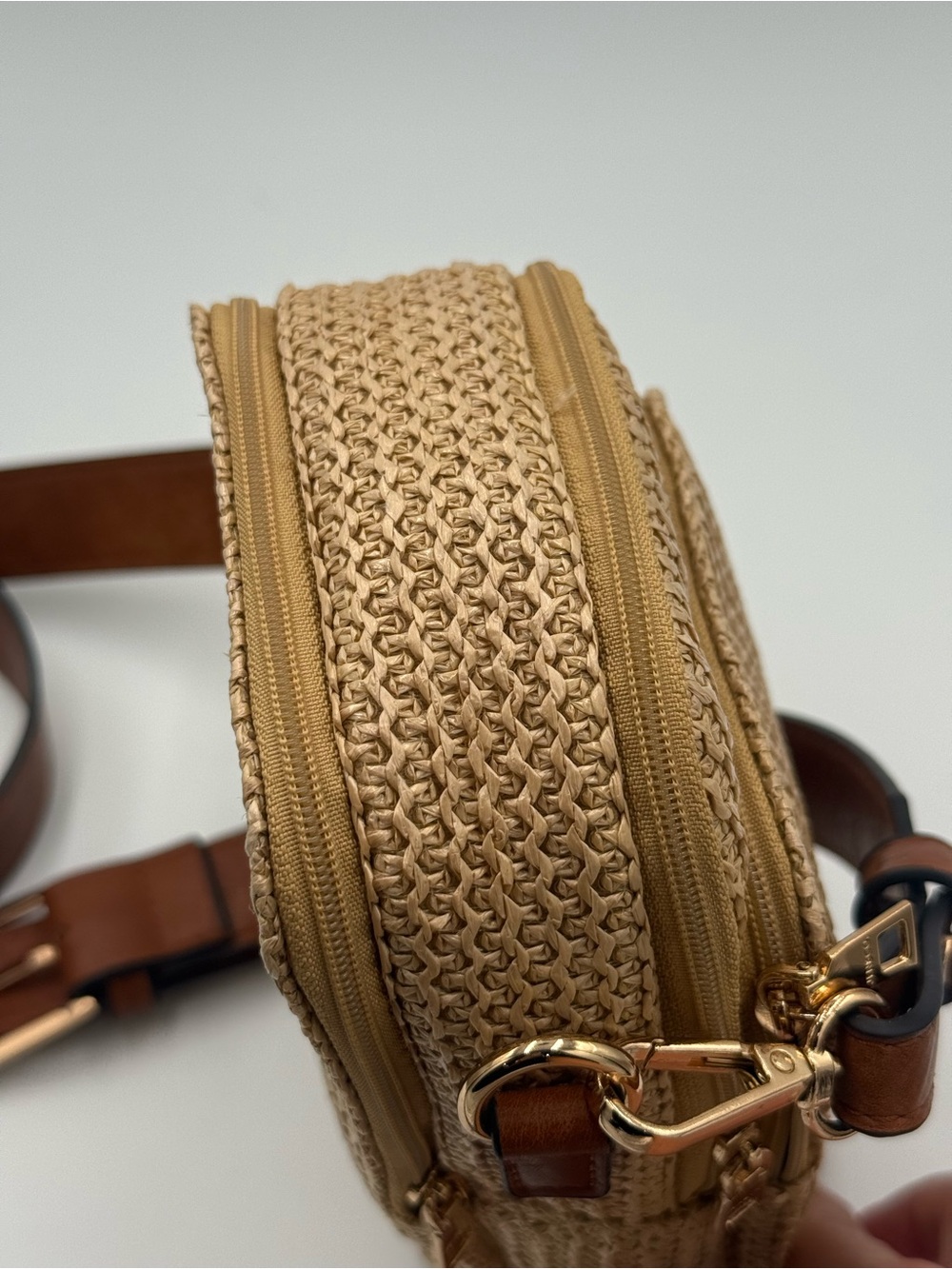 Jen & Co Parker Straw Beige Crossbody Bag with Brown Vegan Leather Strap - Picture 4 of 8